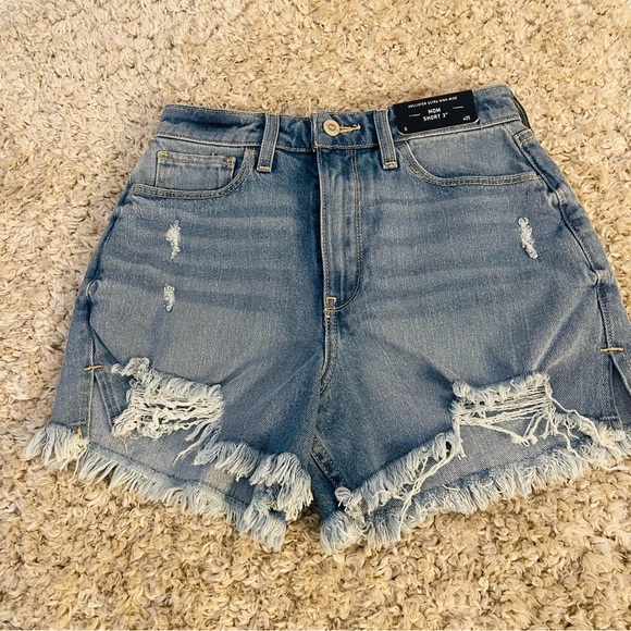 Hollister Pants - Hollister Ultra High-Rise Mom Denim Shorts NWT